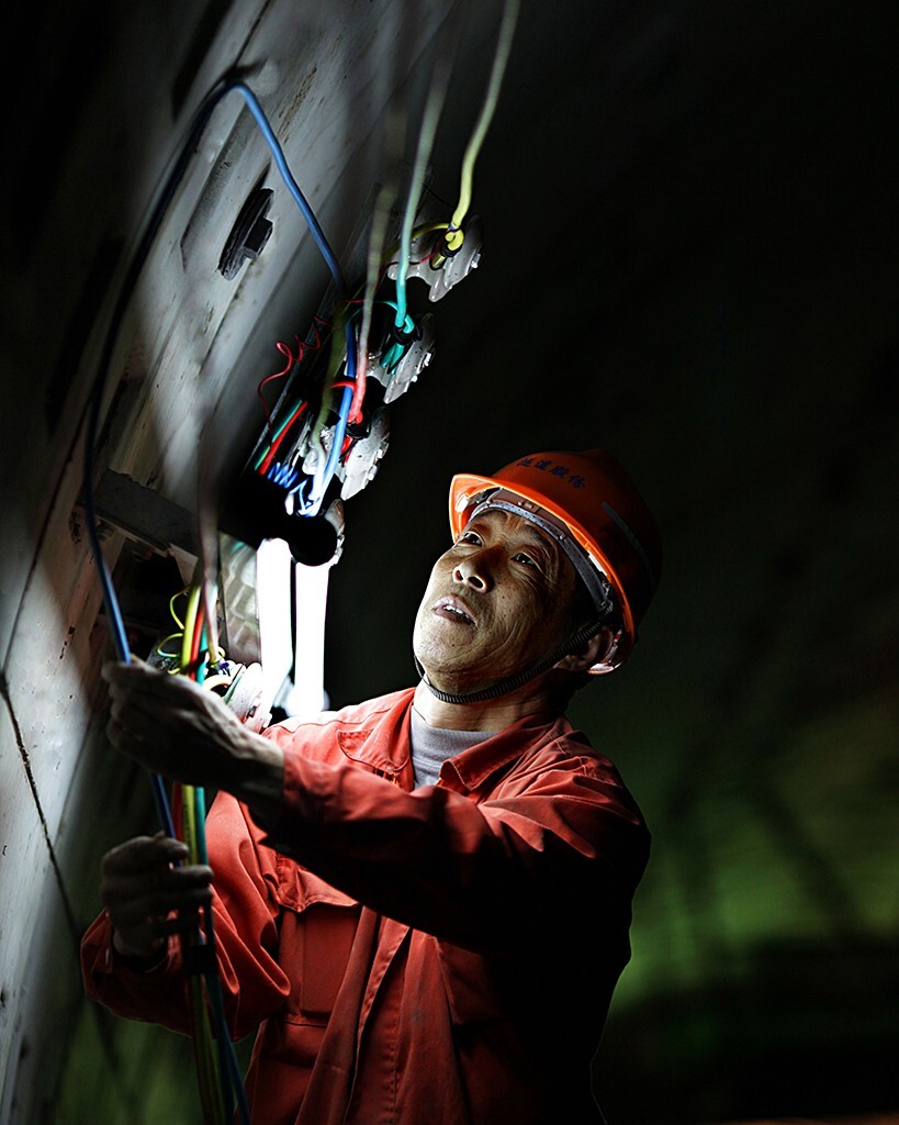 高壓電工最新招聘趨勢，行業(yè)現(xiàn)狀、職業(yè)前景及人才需求解析
