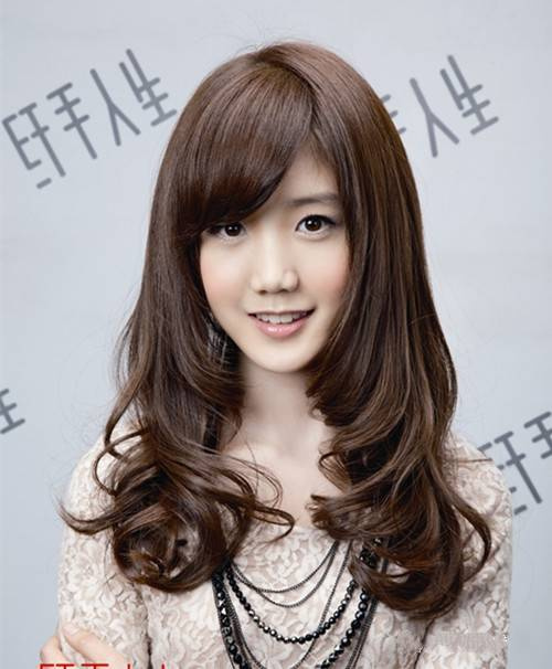 探索女性魅力新潮流，2016最新女燙發(fā)發(fā)型大揭秘