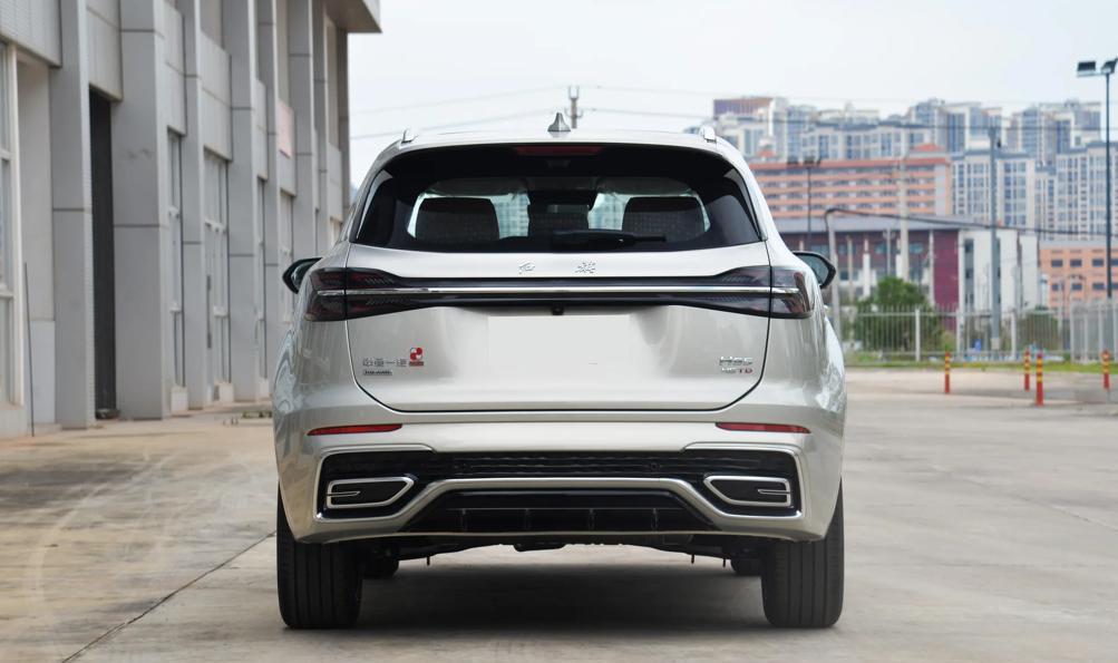最新款國(guó)產(chǎn)SUV，創(chuàng)新科技與卓越品質(zhì)的完美融合車輛亮相！